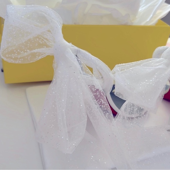 Sandale du Désert sandals. Satin crêpe, 100mm heels, glittered tulle ties. - Picture 5 of 15